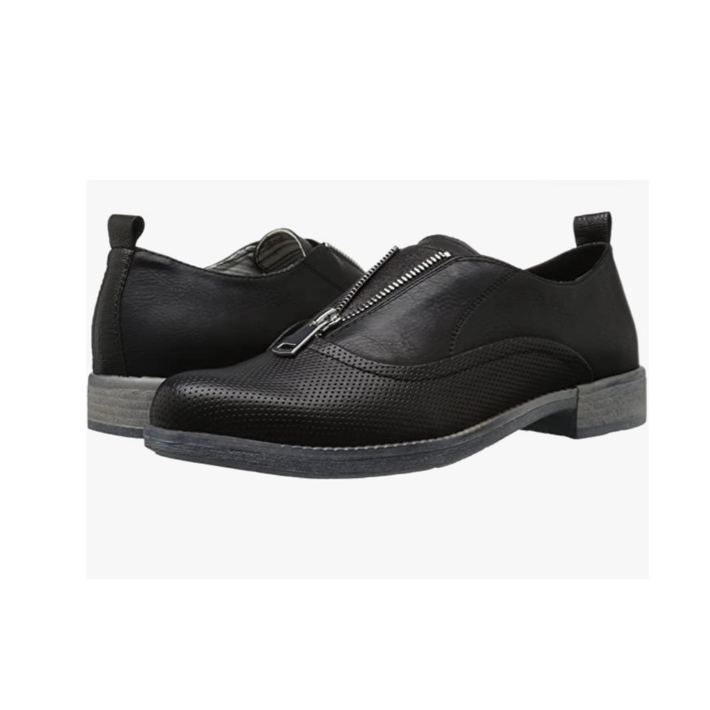 NWT Chinese Laundry Tailored Oxford